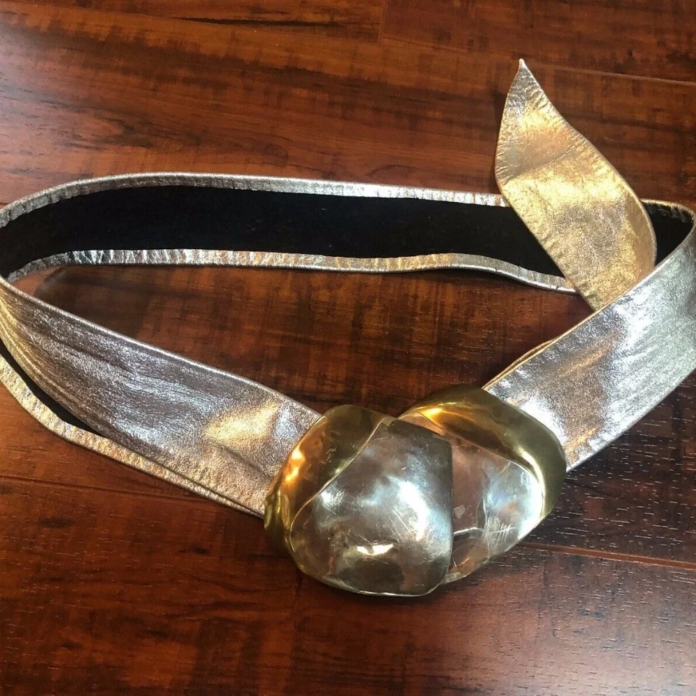 VINTAGE Brass Hammered Buckle Metallic Silver Belt